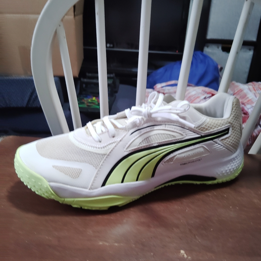 Puma White and Green Athletic Sneakers
